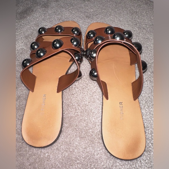 Sandals - Picture 2 of 3